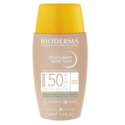 Bioderma Photoderm Nude Touch Crème Solaire Visage Matifiante Peaux Mixtes à Grasses Teinte Dorée SPF50+ 40ml